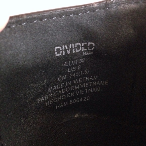 ●● SOLD!!!! ●● H&M Burgundy Platform Oxford Shoes - Picture 6 of 6